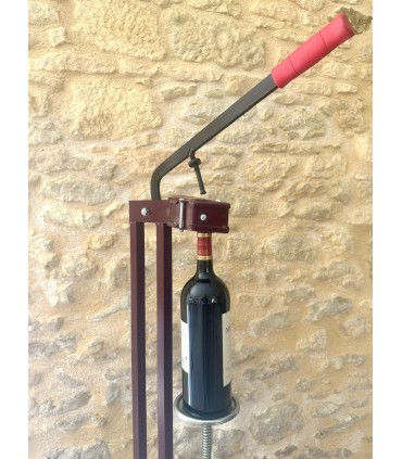 Boucheuse sur pied pour bouteilles Magnums